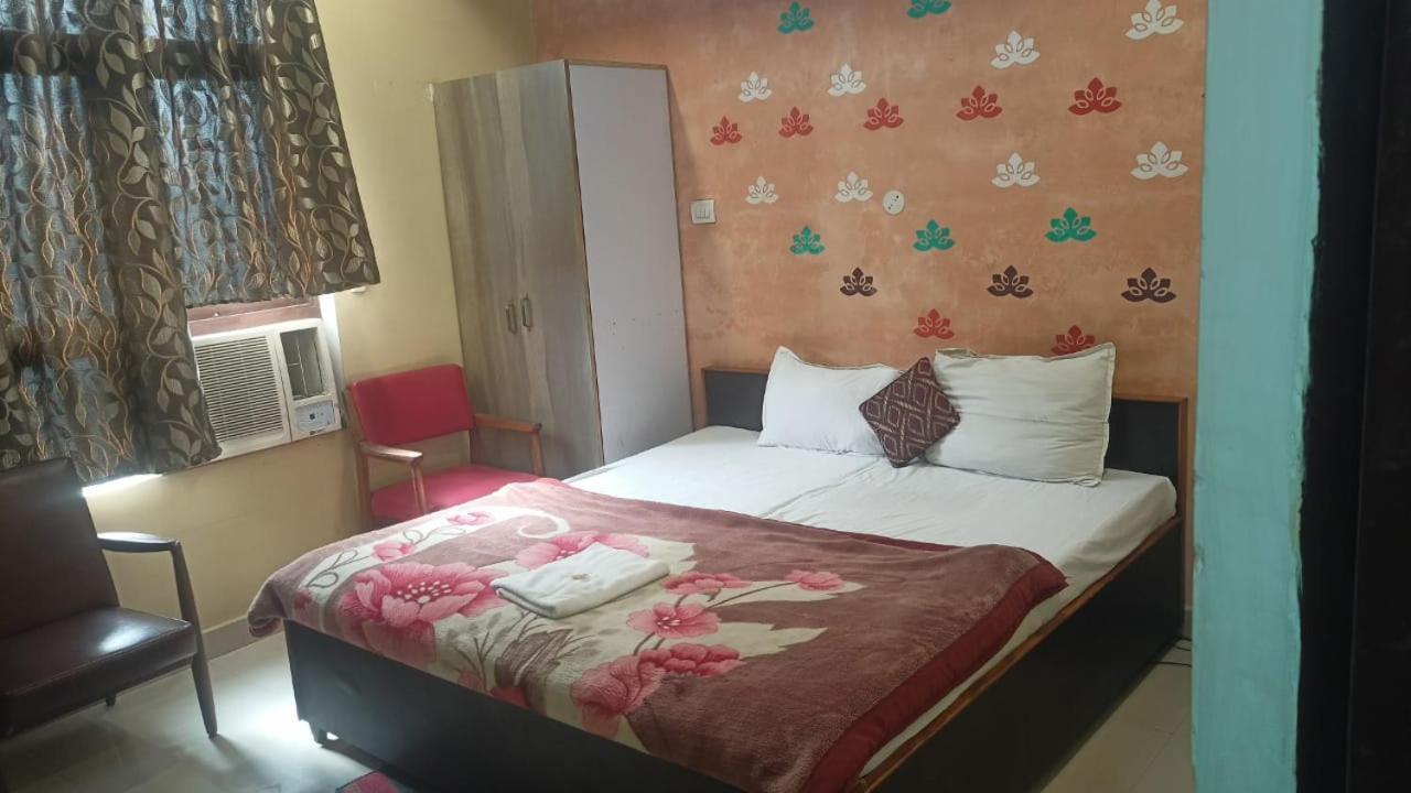 Hotel Shyam Utsav Mirzāpur Exterior photo