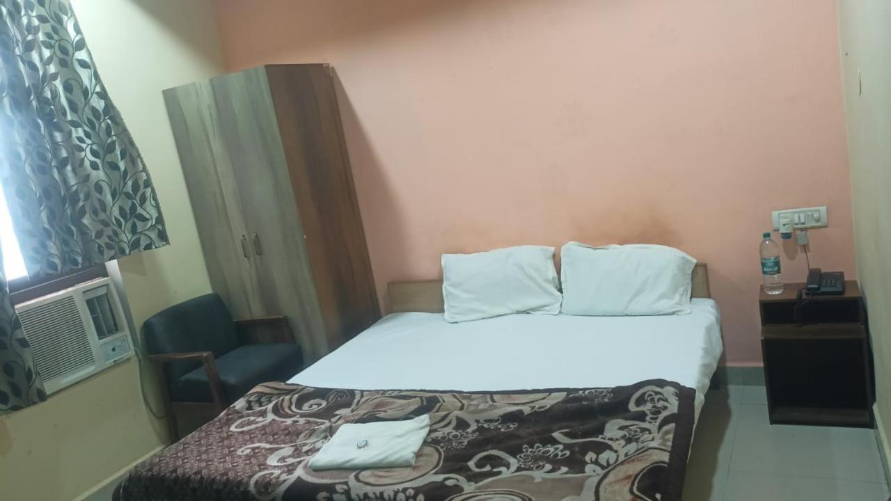 Hotel Shyam Utsav Mirzāpur Exterior photo