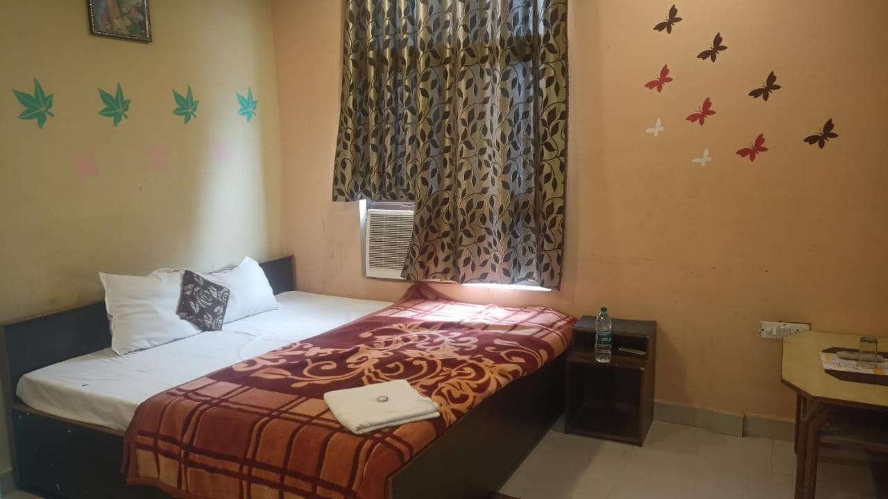 Hotel Shyam Utsav Mirzāpur Exterior photo